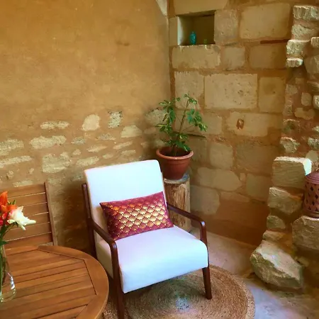 Bed & Breakfast D'hotes, Les Sentiers De L'awen