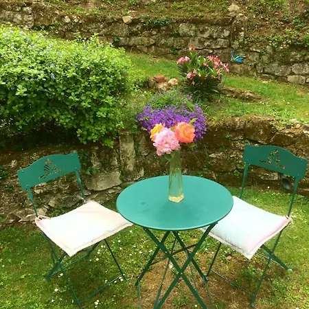 Bed & Breakfast D'hotes, Les Sentiers De L'awen